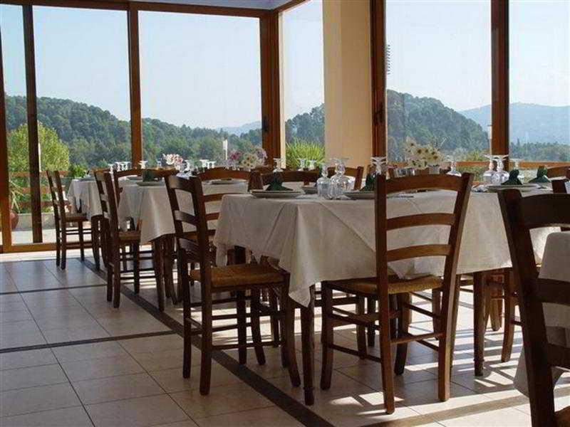 Neda Hotel Ancient Olympia Exterior photo